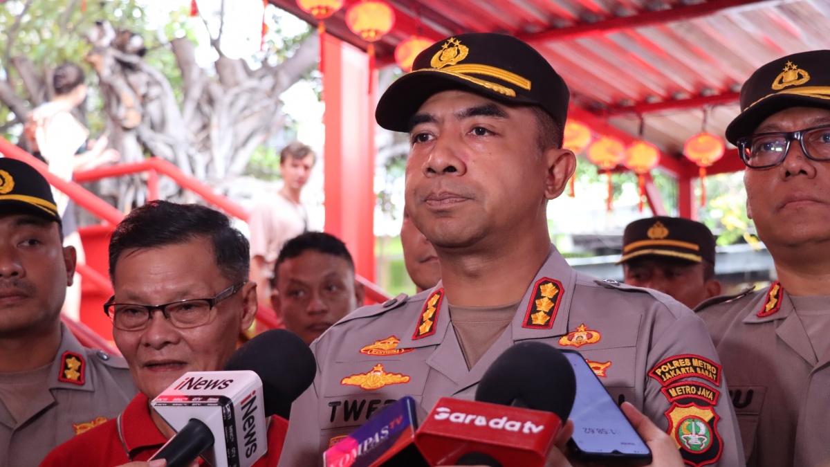 Sebanyak 289 Personel Dikerahkan dalam Pengamanan Imlek di 47 Vihara yang Berada di Jakarta Barat
