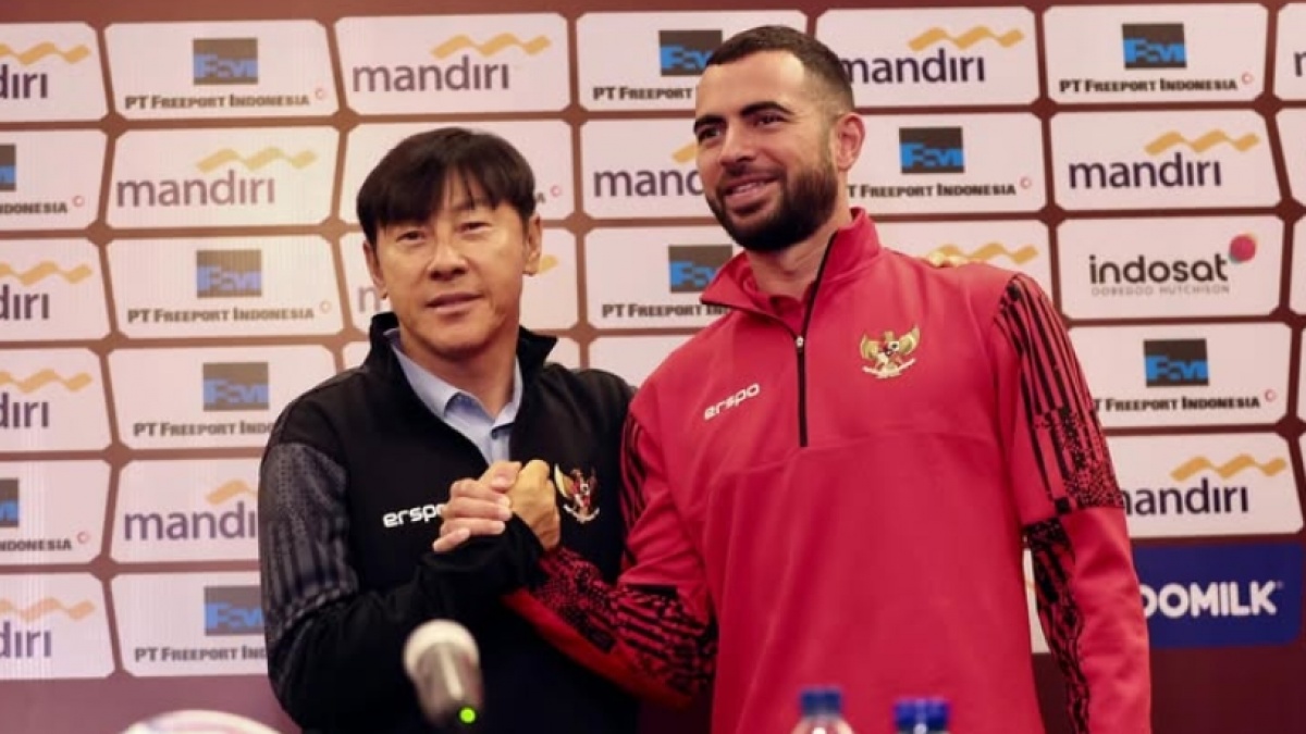 Jordi Amat: Hahahaha... Gila!