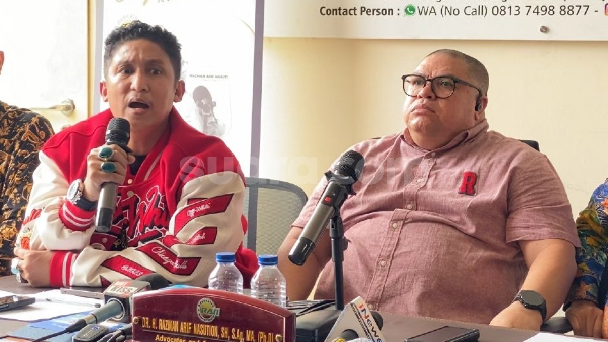 Bayaran Firdaus Oiwobo: Pengacara Razman Viral Naik Meja, Tarif 'Cuma' Seharga Soto?
