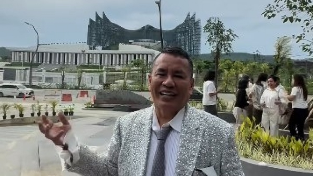 Hotman Paris Cibir Razman: Kalau Mau Sukses, Kerja Kayak Gue dari Subuh