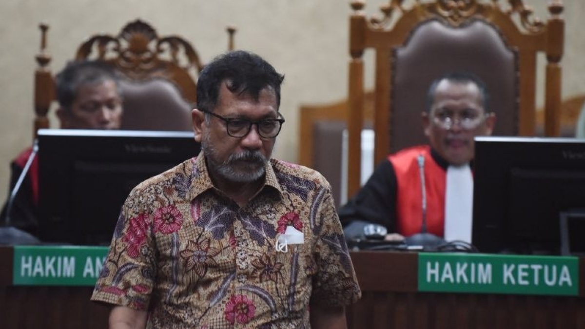 Kenapa Mafia Kasus Zarof Ricar Tidak Kena Pasal Suap dan Pencucian Uang?