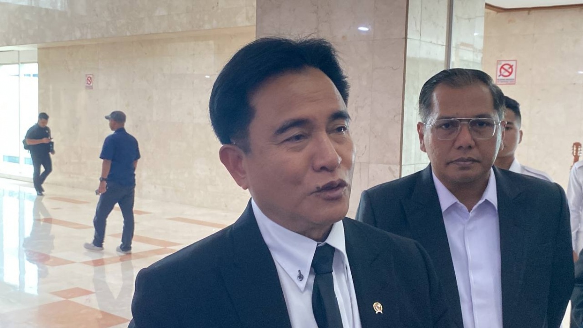 Heboh Gibran Pindah Kantor ke Papua, Yusril Buru-buru Meluruskan: Bukan Begitu Ceritanya