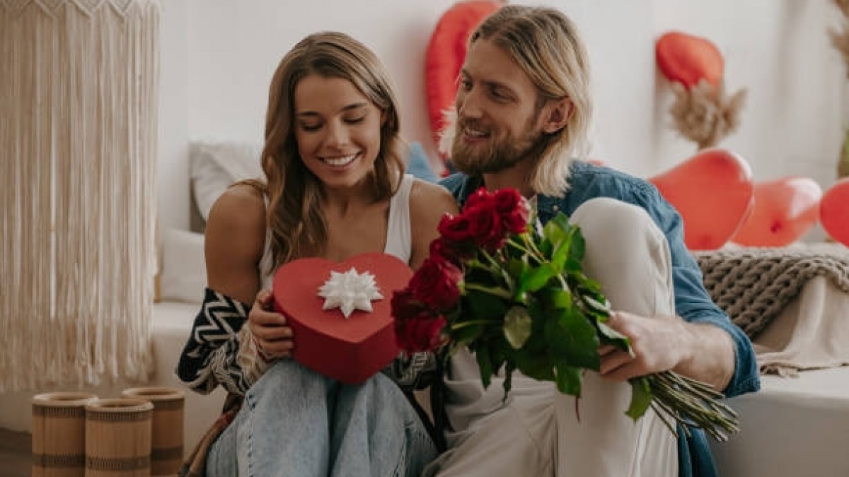 40 Ucapan Valentine Lucu Tapi Romantis, Bikin Pasagan Makin Klepek-Klepek