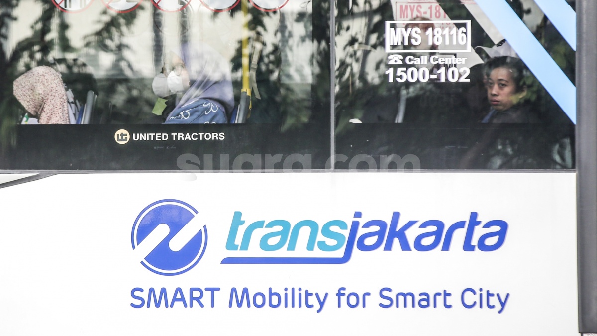 Duel Sopir Transjakarta dan Pengemudi Ojol Viral, Sudah Dilaporkan ke Polisi