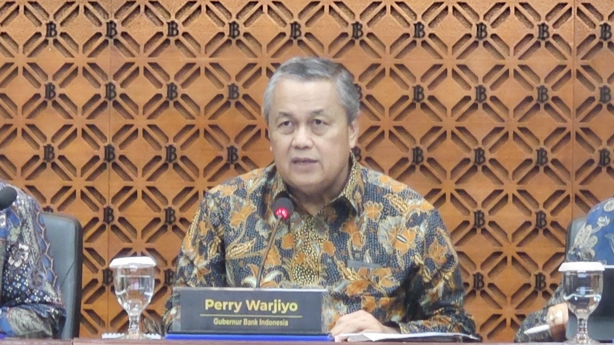 Mundurnya Perry Warjiyo Bayangi IHSG, Investor Diminta Waspada