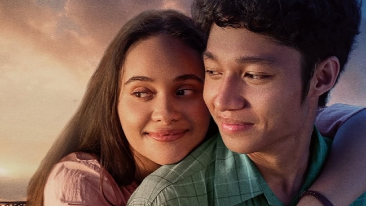 Film Komang Rilis Trailer, Logat Kiesha Alvaro dan Aura Ribero Disorot