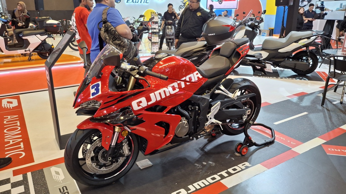 QJMOTOR Ajak Konsumen Indonesia Intip Teknologi Global Langsung di Pabrik China