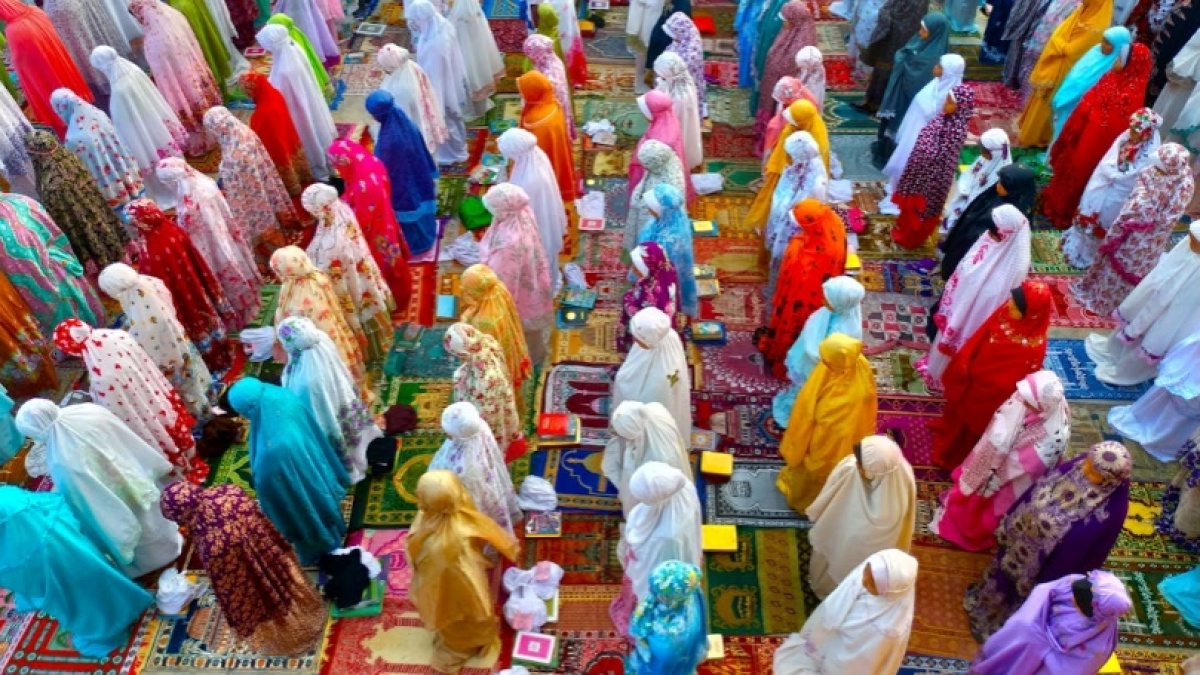 10 Surat Pendek yang Mudah Dihafal untuk Sholat Tarawih