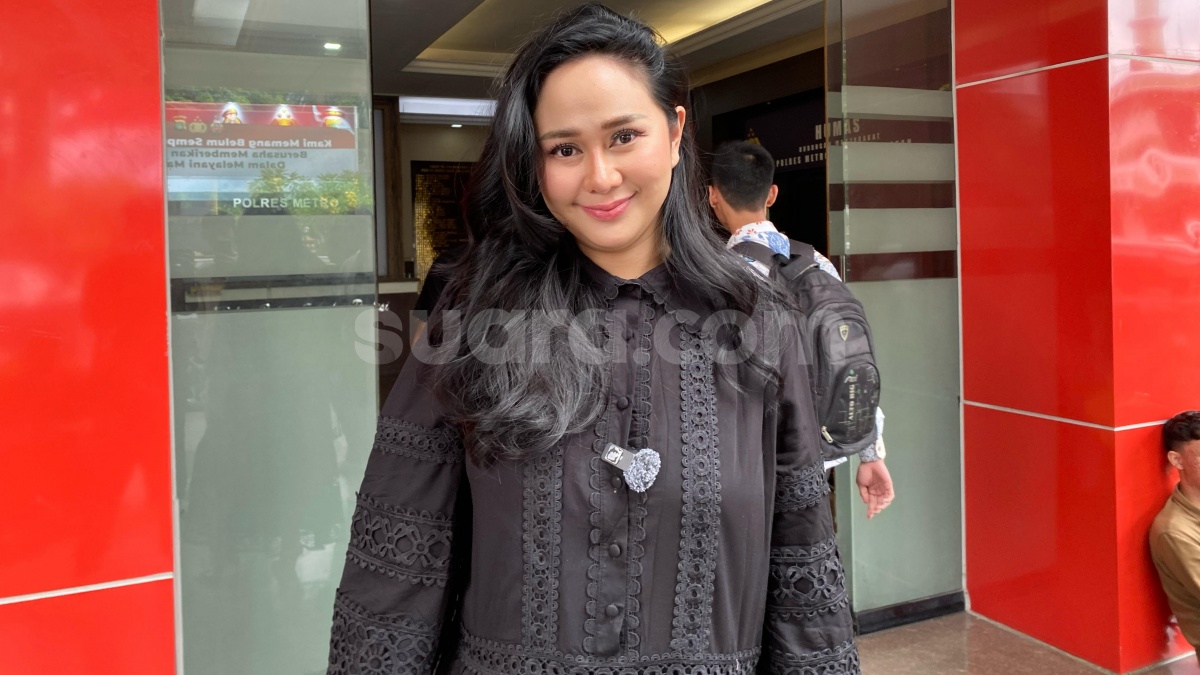 Sengaja Biarkan Anaknya Nakal, Denise Chariesta: Itu Namanya Parenting Orang Kaya