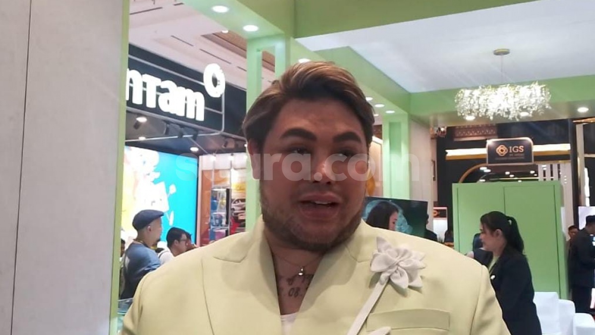Ivan Gunawan Curhat Perjuangannya Sentuh Ka'bah Saat Ibadah Haji, Penuh Keringat dan Air Mata