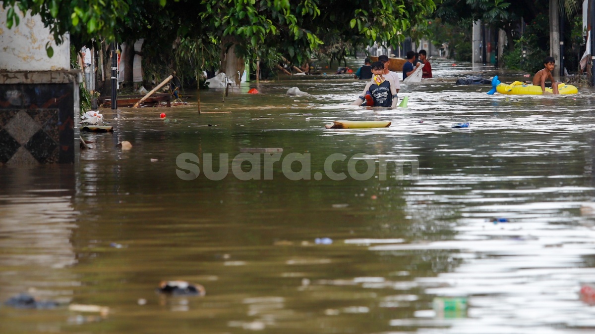 Banjir Bikin Distribusi Pangan saat Ramadan Tersendat, Ini Kata Mendag