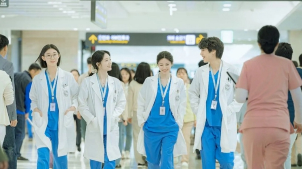 Intip Sinopsis Drama Resident Playbook, Spin-Off Hospital Playlist