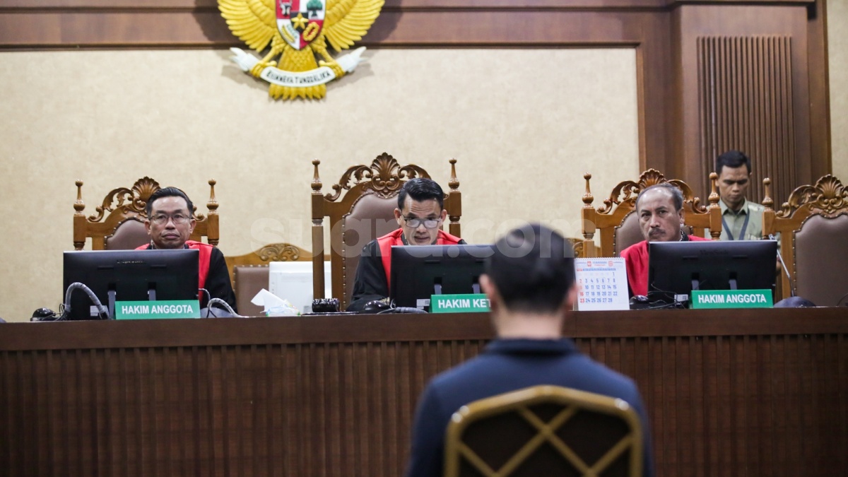 Terlibat Suap, Ali Muhtarom Hakim Kasus Tom Lembong Auto Diganti