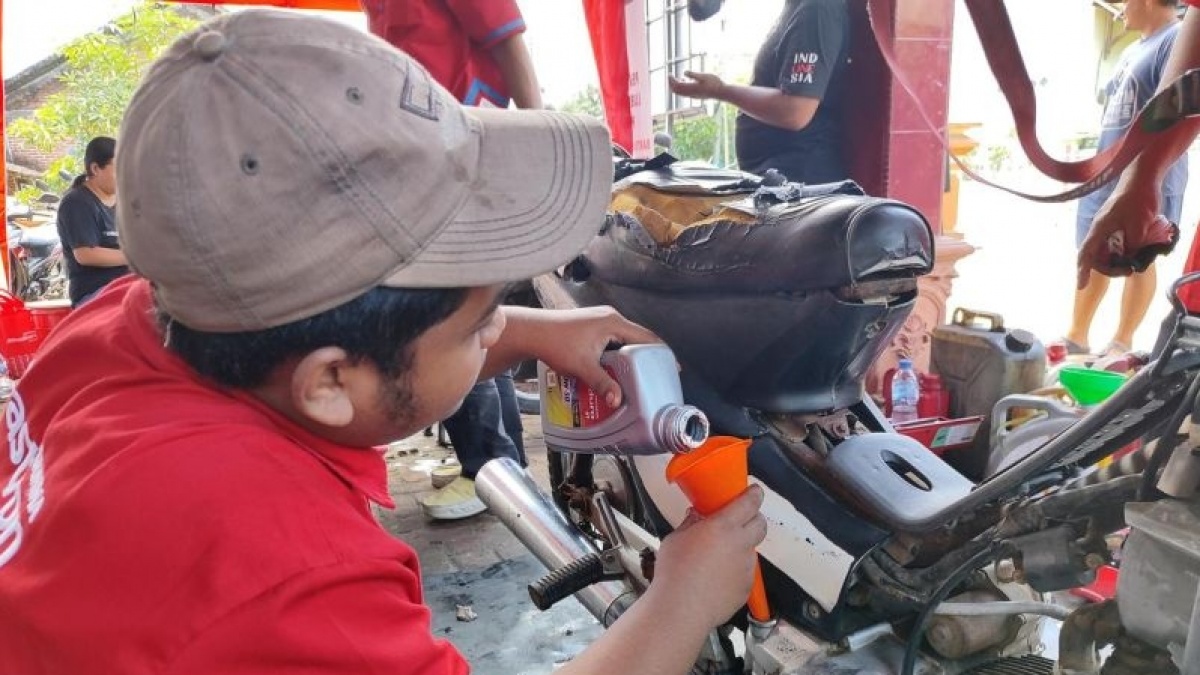 5 Rekomendasi Oli Matic untuk Segala Jenis Motor, dari Mio hingga NMAX!