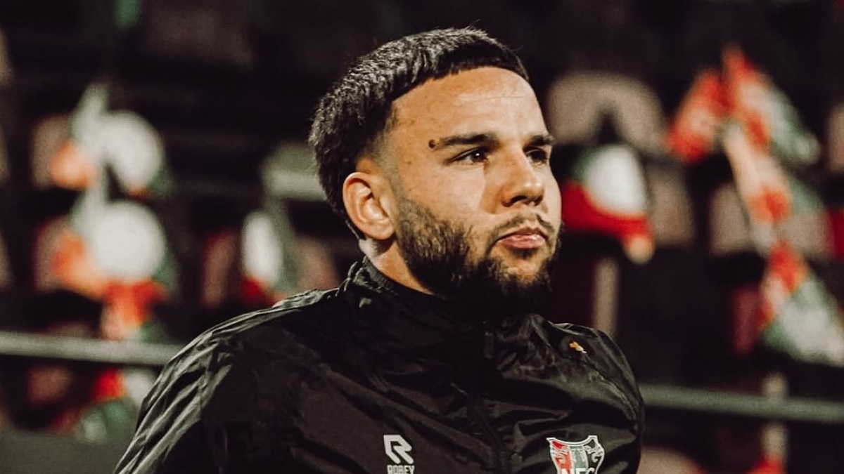 Mitchel Bakker Resmi Debut Bersama Eks Klub Calvin Verdonk, Usung Target Tinggi