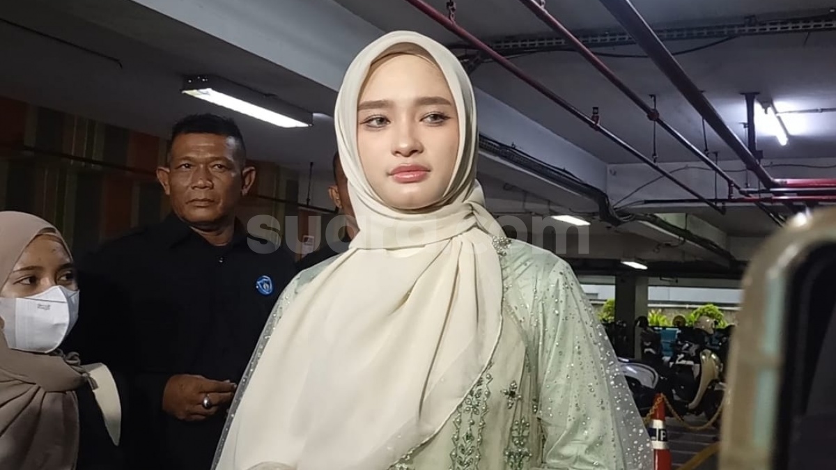 Inara Rusli Mundur dari Komunitas Ngaji Koe, Ada Apa?