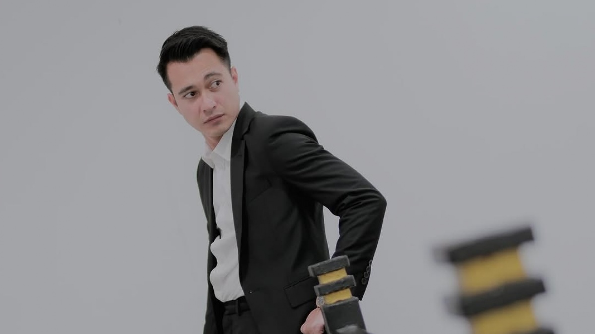 Eza Gionino Coba Dagang Ponsel, Unit Rusak Sebelum 6 Bulan Langsung Diganti Baru!