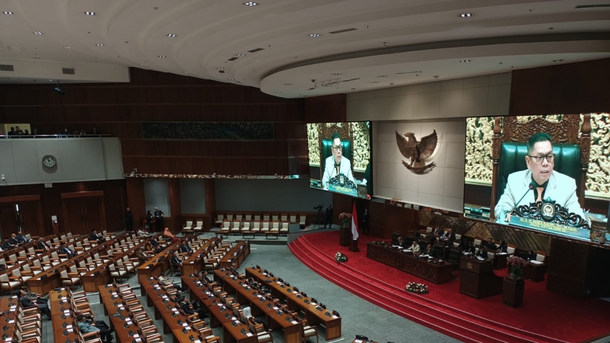 DPR Gelar Rapat Paripurna Hari Ini, Keponakan Prabowo Bakal Disahkan Jadi Deputi Gubernur BI