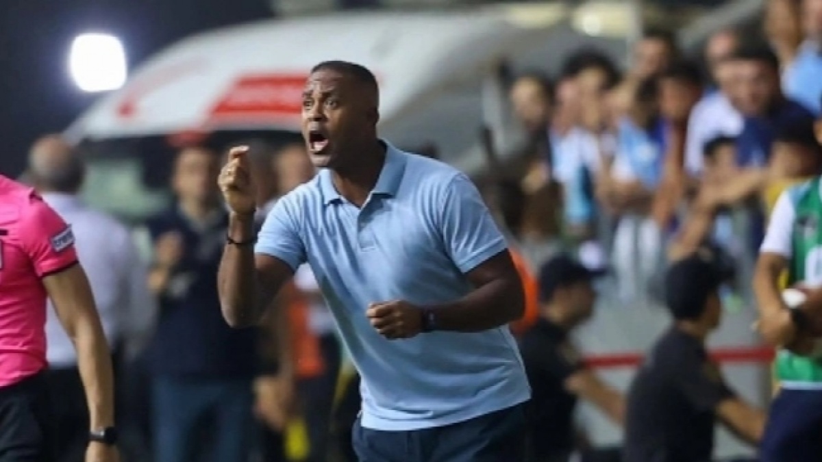 Patrick Kluivert Dijauhi Sang Anak usai Gagal Bawa Timnas Indonesia ke Piala Dunia 2026