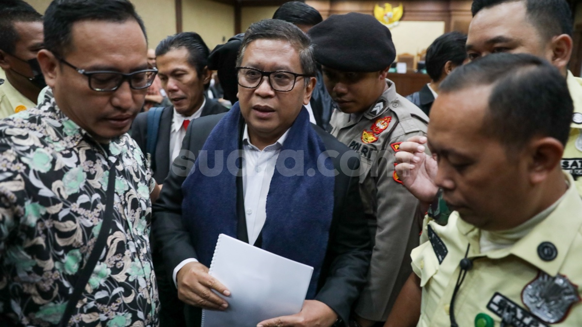 Hasto Ungkap Jaksa Siapkan 13 Saksi dari Internal KPK untuk Memberatkannya