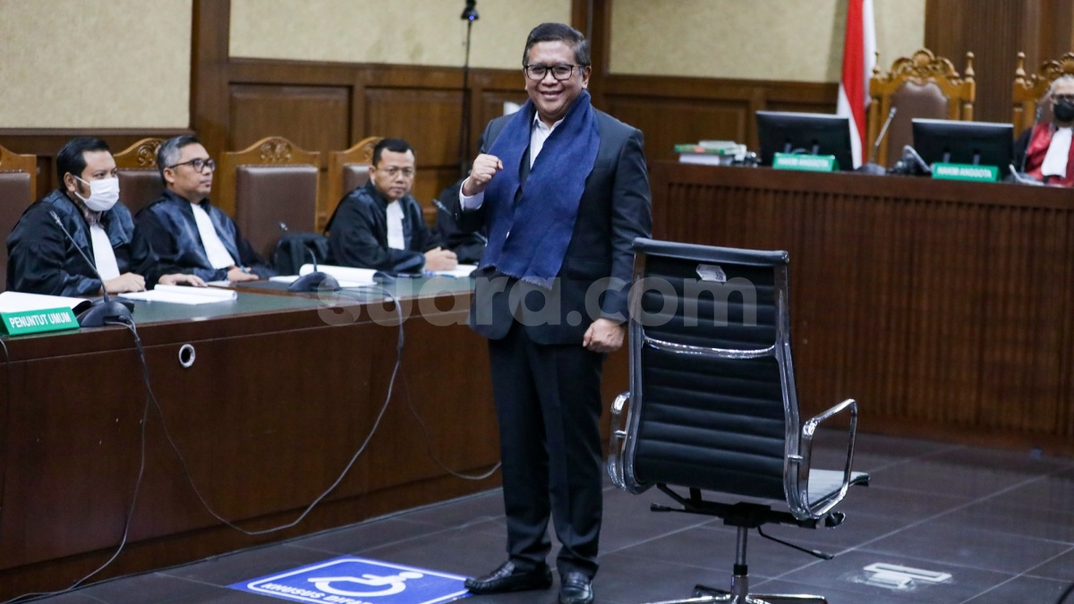 Pengacara Sebut Kasus Hasto PDIP Bikin Investor Kabur dari Indonesia, Mengapa?