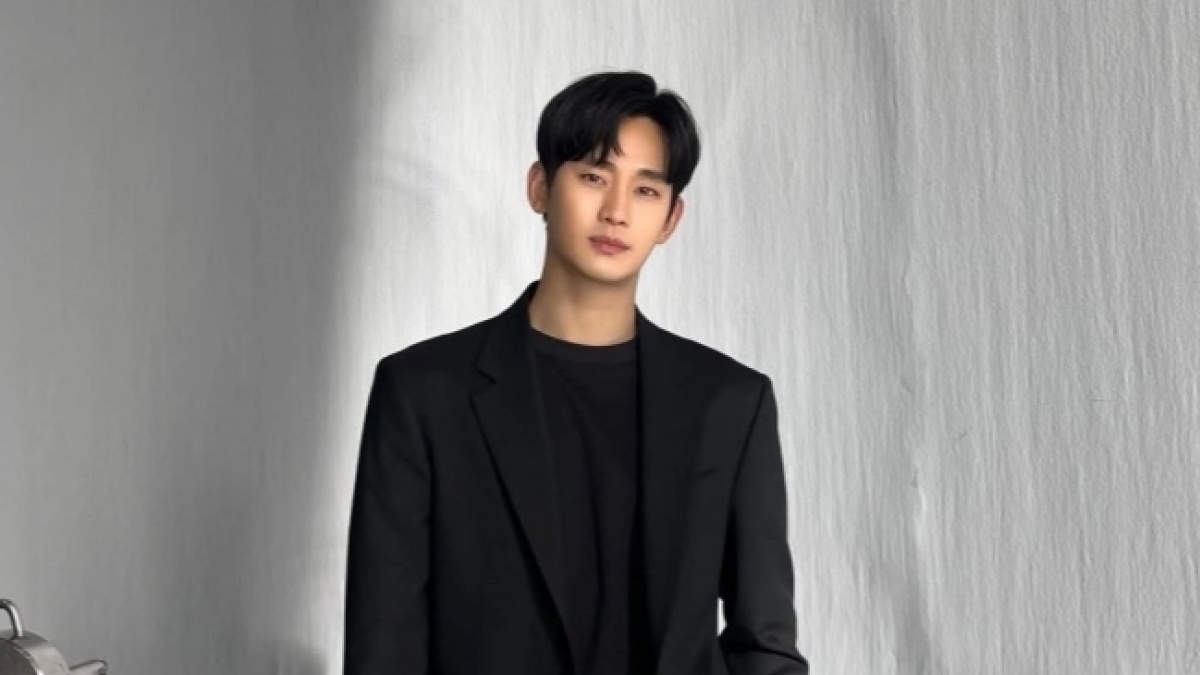 Prada Putus Kontrak Kim Soo Hyun Buntut Kontroversi Kematian Kim Sae Ron, Baru Kerjasama 2 Bulan