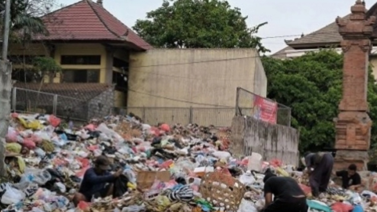 Pulihkan Sungai, River Ranger Jakarta Ajak Warga Mulai dari Diri Sendiri