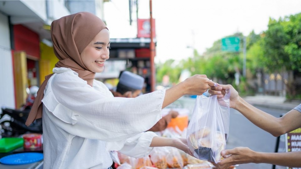 150 Kumpulan Caption Berbagi Takjil Ramadan untuk Media Sosial