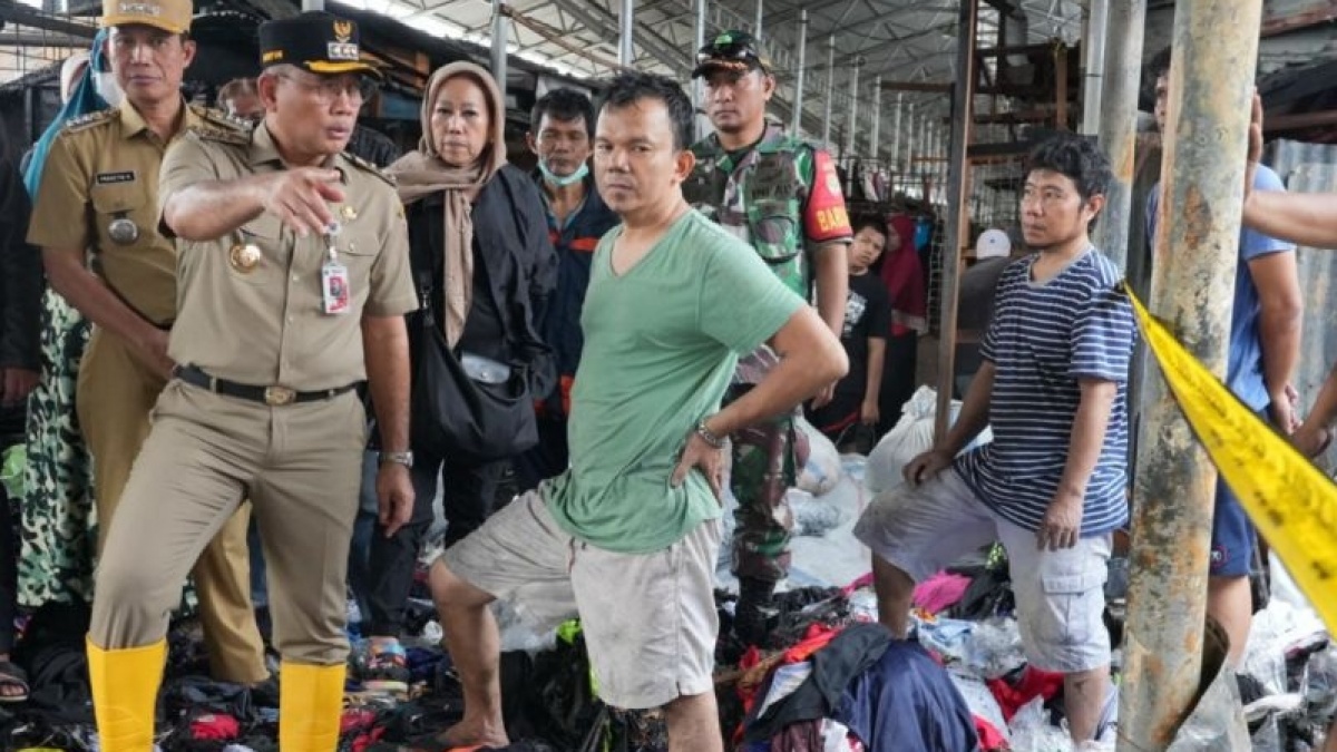 Wajah Baru Pasar Palmerah: Trotoar Akan Diperbaiki, Pedagang Tak Boleh Berjualan di Bahu Jalan