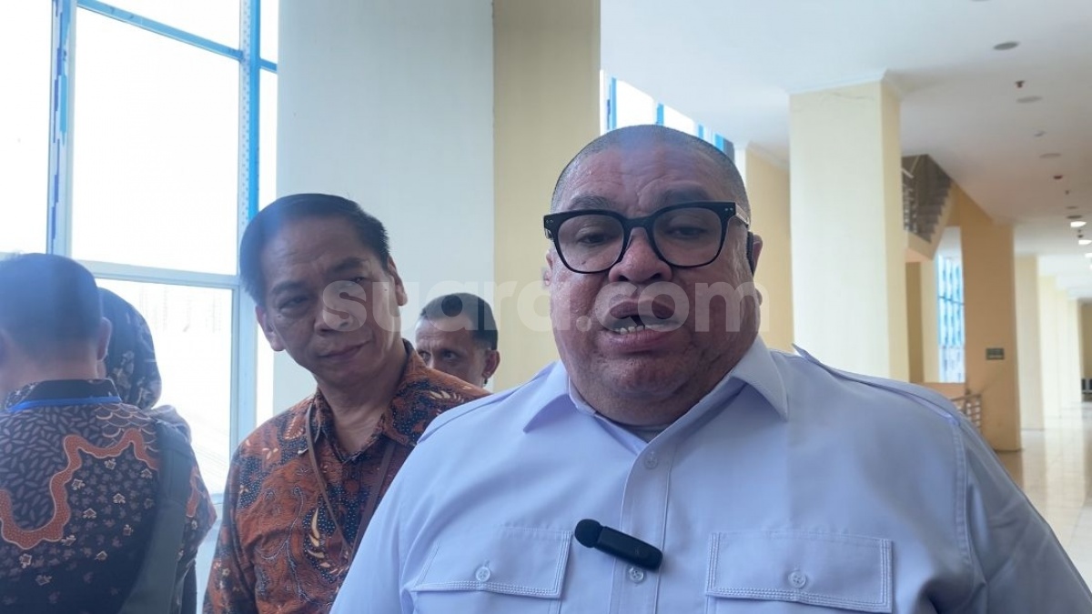 Razman Ngamuk Disuruh Hotman Paris Banting Setir Jadi Peternak Bebek