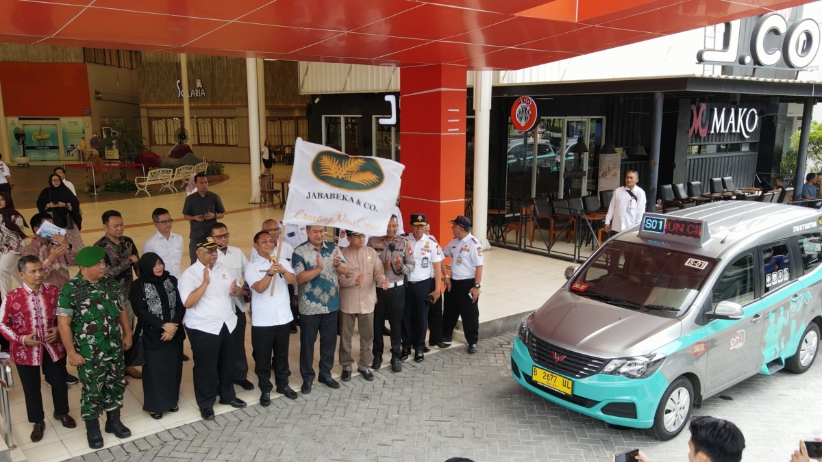 Resmi Mengaspal, Jababeka dan Commuter Anak Bangsa Hadirkan Transportasi Modern di Kota Jababeka