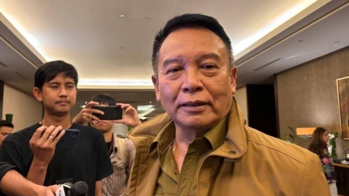 Lampu Kuning TB Hasanuddin Soal TNI Jaga Kejaksaan: Harus Temporer, Situasi Normal Balik ke Barak