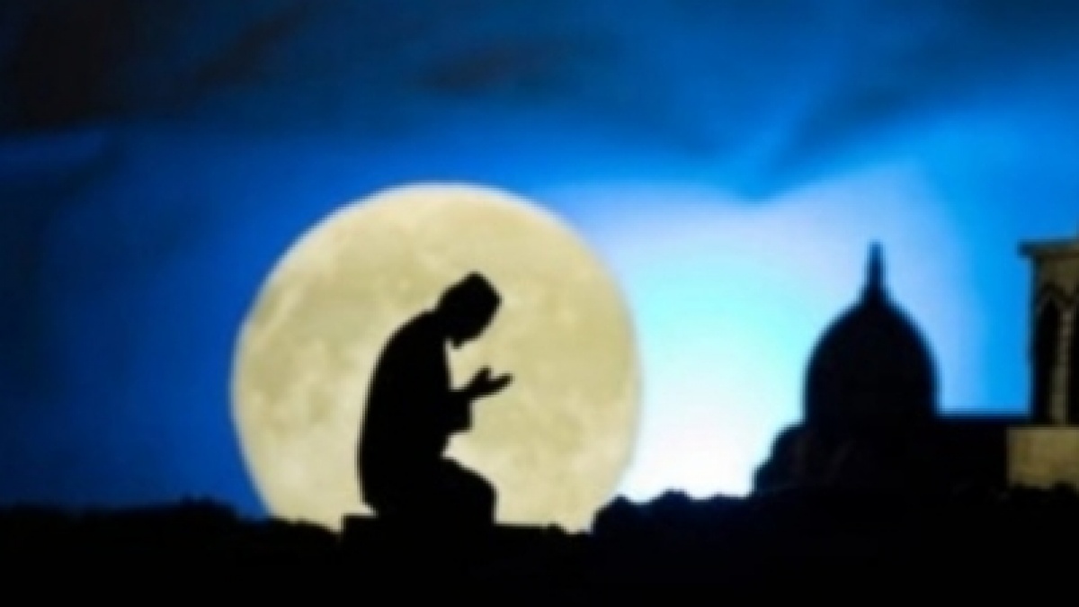 9 Keistimewaan Malam Lailatul Qadar yang Lebih Baik dari 1000 Bulan, Malaikat Turun ke Bumi