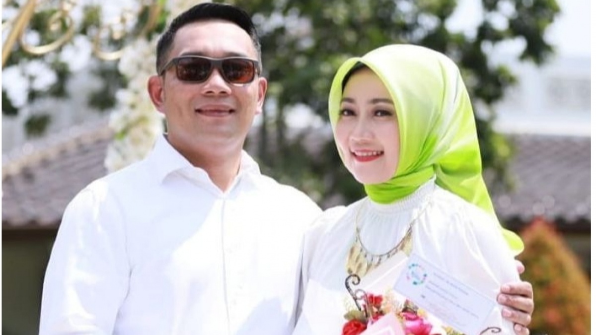 Menantu Diduga Selingkuh, Mengenal Sosok Mertua Ridwan Kamil yang Punya Pendidikan Mentereng