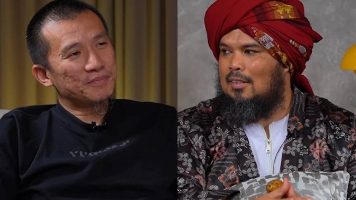 Beda Cara Ustaz Derry Sulaiman dan Ustaz Felix Siauw Mualafkan Orang, Ada yang Kesannya Memaksa
