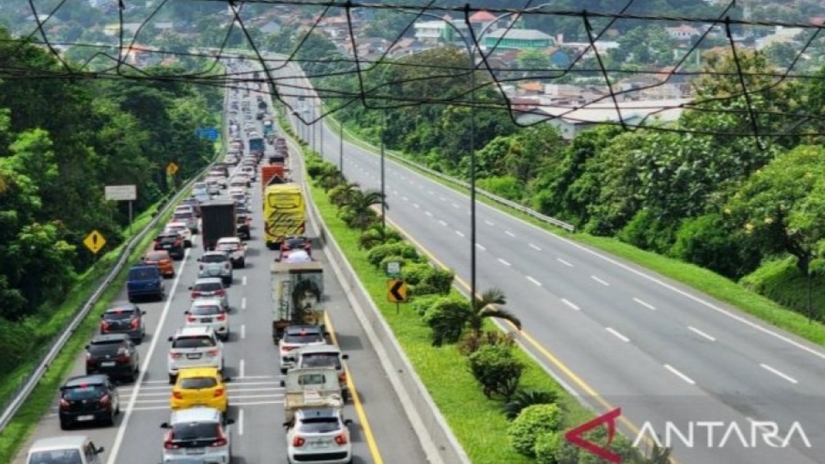 H-3 Lebaran, Siap-siap Macet! Kemenhub Imbau Antisipasi Puncak Arus Mudik Hari Ini