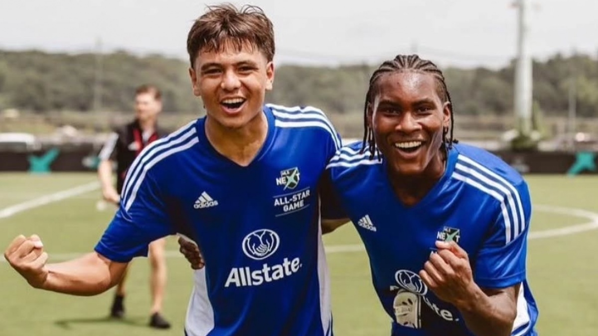 Belum 1 Detik Gabung Timnas Indonesia, Adrian Wibowo Cetak Sejarah, Maarten Paes Lewat!