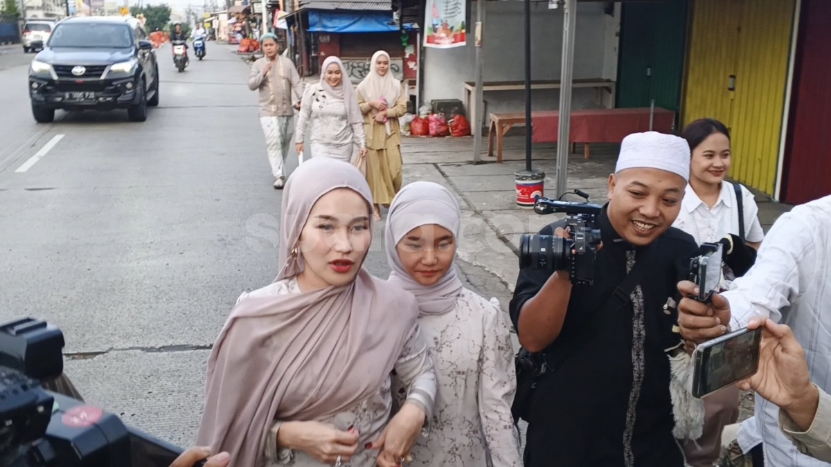 Sekampung Dikasih THR Lebaran Ayu Ting Ting, Jumlahnya Disebut Netizen Paling Pantas!