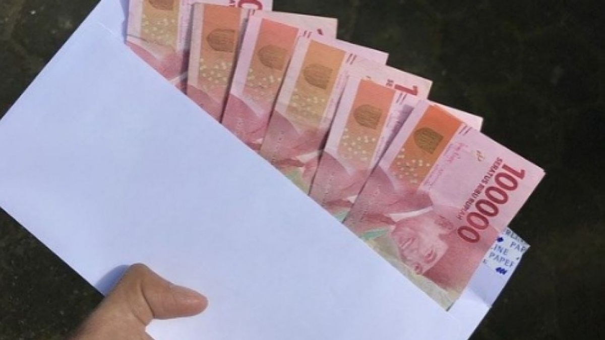 Kronologi Kades Klapanunggal Minta Jatah Rp165 juta ke Perusahaan Berkedok THR