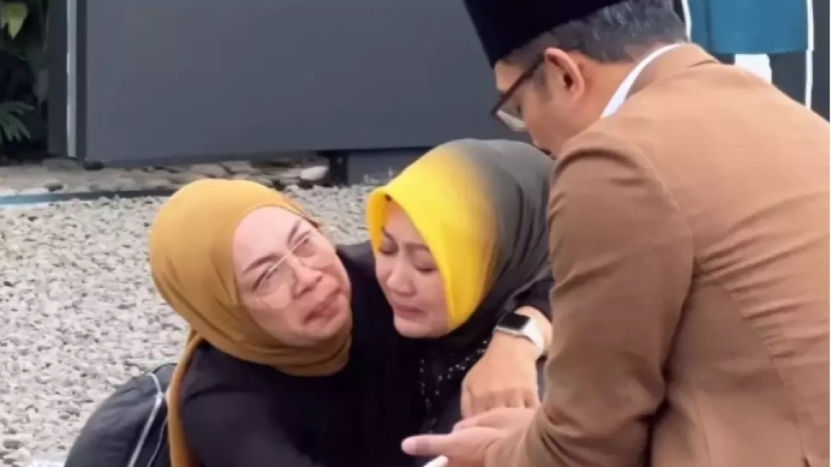 Curhat ke Ustaz, Istri Ridwan Kamil Bongkar Nasib Rumah Tangga
