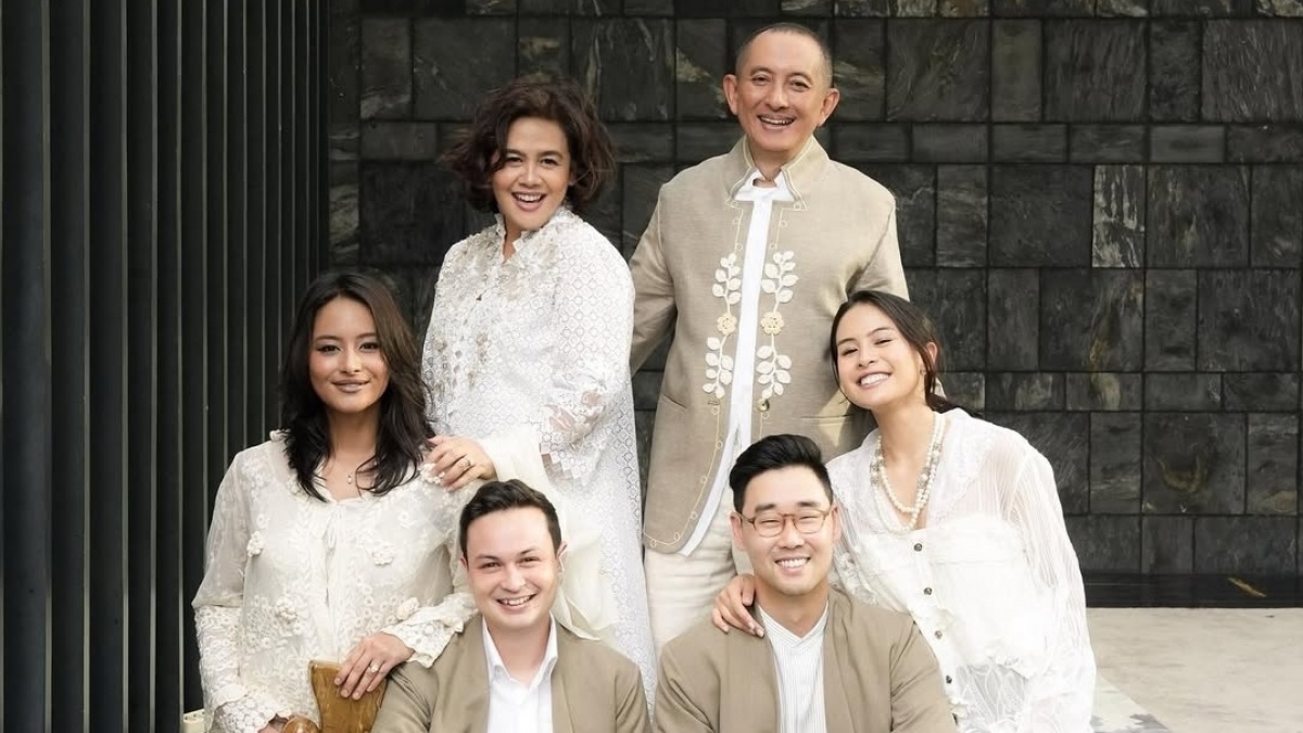 7 Rekomendasi Toko Baju Sarimbit Lebaran di Shopee untuk OOTD Hari Raya
