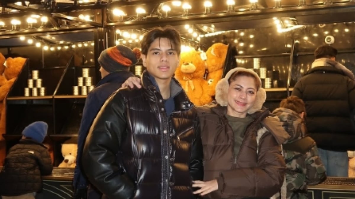 8 Potret Cut Keke dan Anaknya, Wajah Ganteng Xavier Bikin Salfok