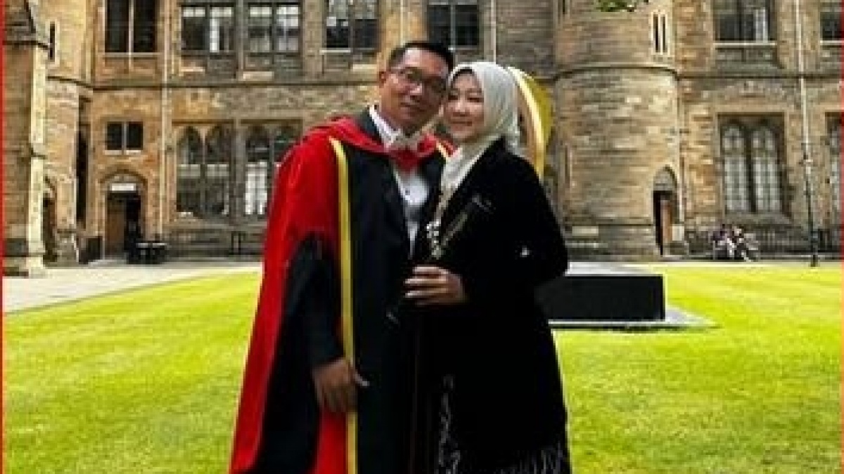 Hotman Paris Tolak Jadi Pengacara Lisa Mariana, Tapi Beri Ide Atalia Supaya Selingkuhan Diam