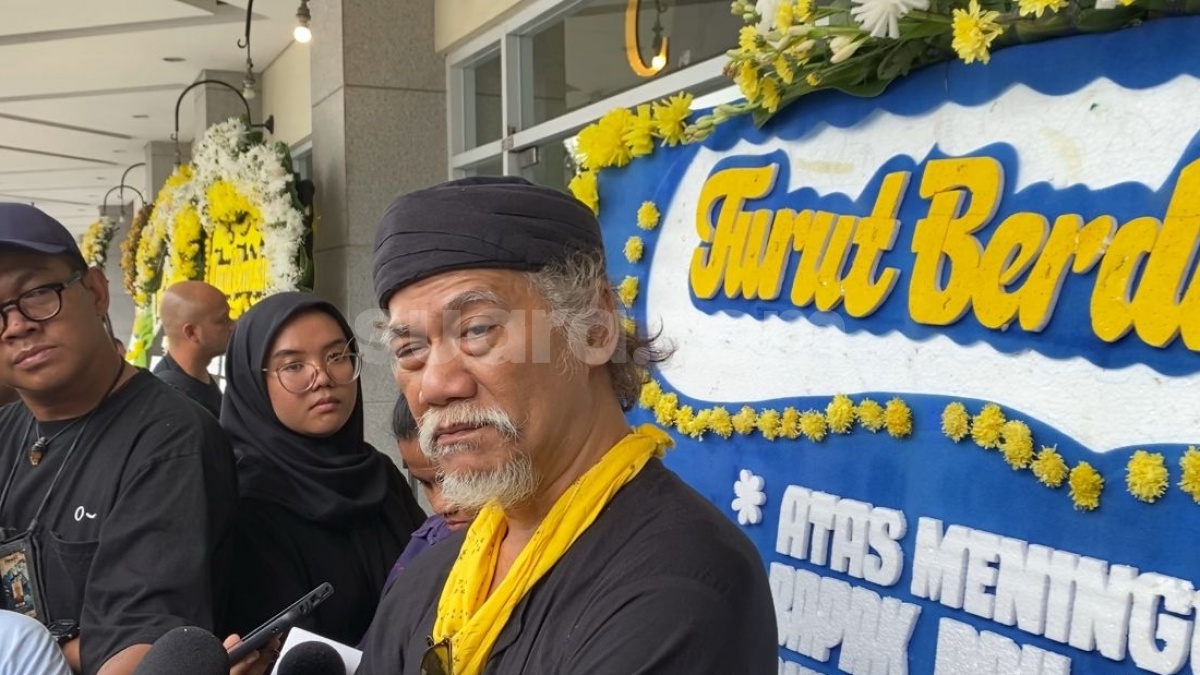 Tio Pakusadewo Kenang Kebaikan Ray Sahetapy, Beli Ide Cerita Film Rp20 Juta buat Modal Kawin