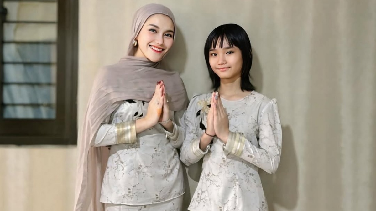 Pantas Berkah, Detail Uang THR yang Diberi Ayu Ting Ting ke Warga Terungkap
