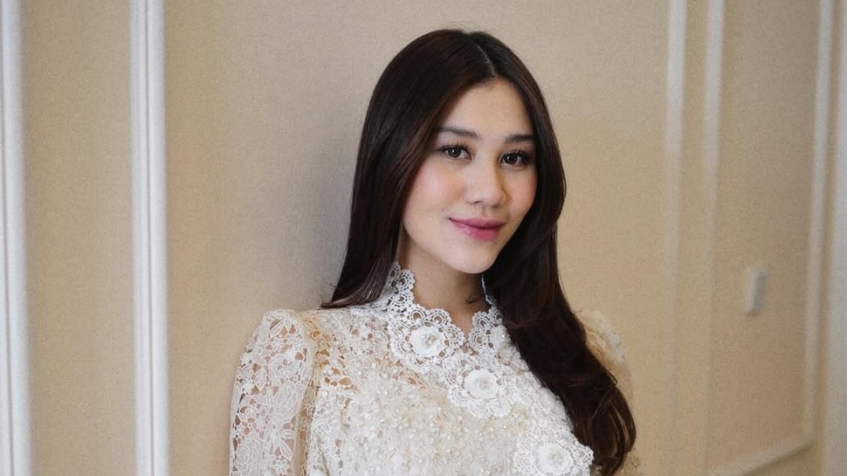Intip OOTD Aaliyah Massaid, Tetap Trendy Pakai Celana Walau Lagi Hamil Tua