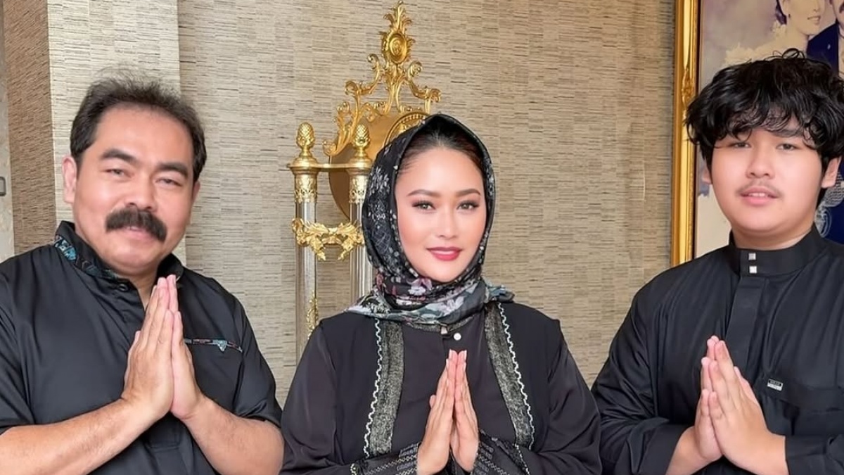 Tulis Pesan Haru untuk Anak, Inul Daratista Singgung Soal Kesetiaan