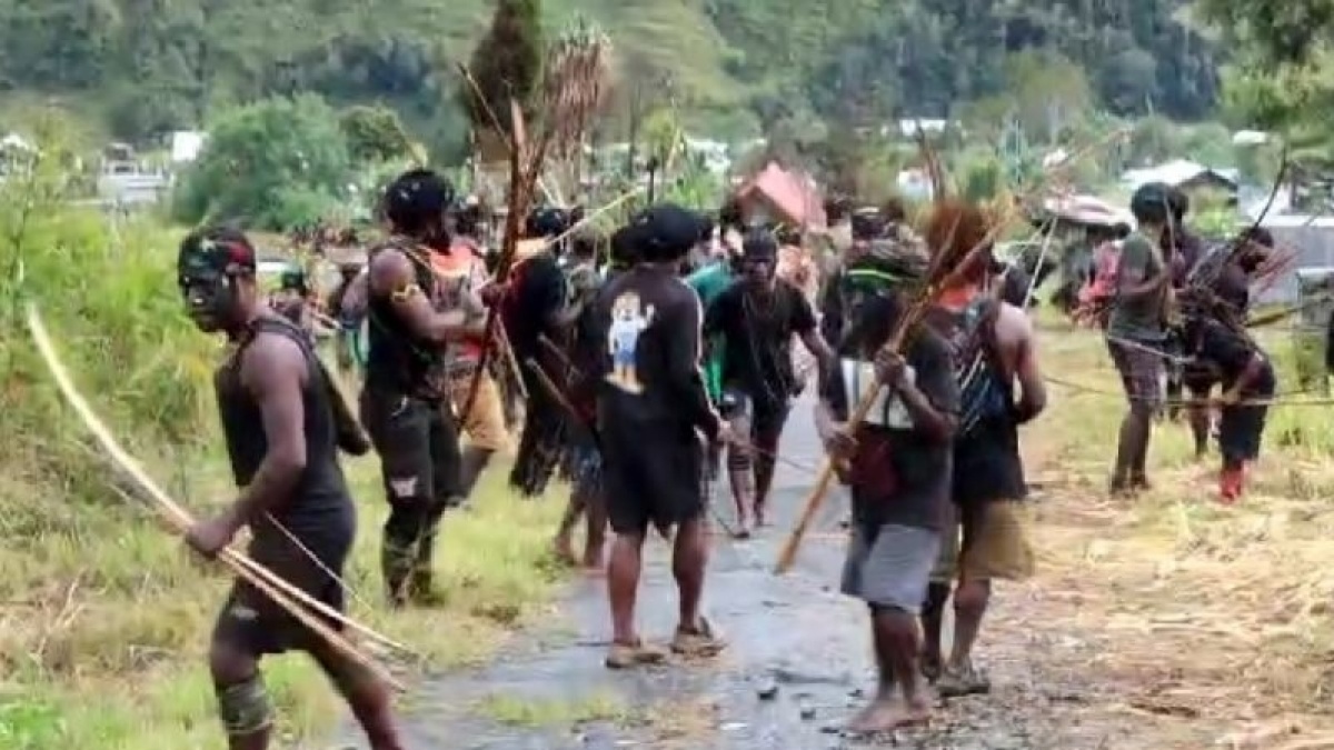 Bentrokan Akibat Pilkada Puncak Jaya Masih Terjadi, Pakar: Akan Ganggu Pemerintahan Daerah