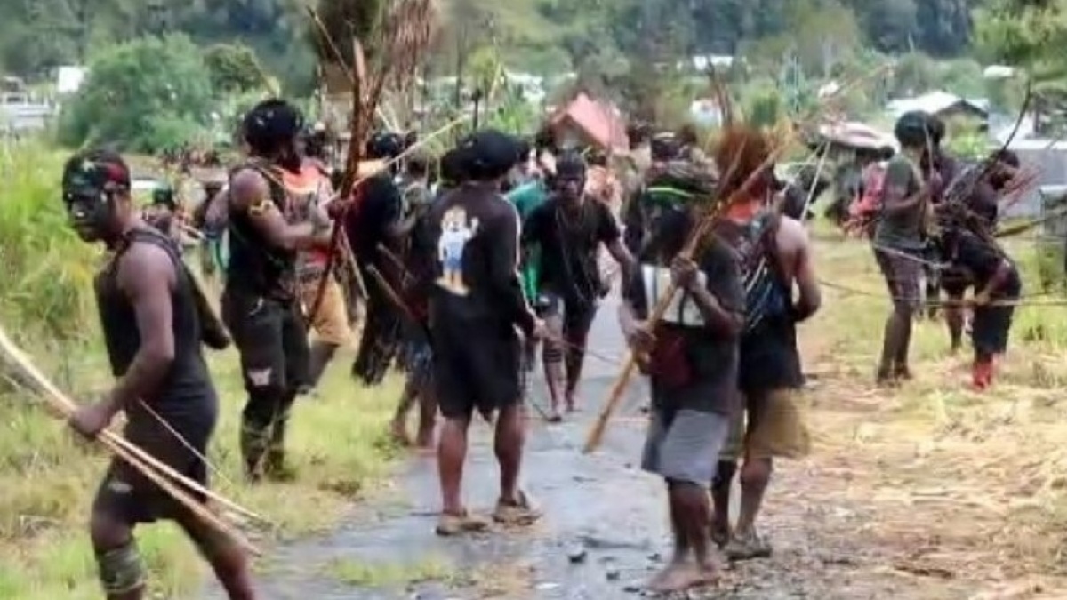 Ironi Pilkada Puncak Jaya; Konflik Berdarah, Penyelenggara Pemilu dan Aparat Keamanan Dipertanyakan