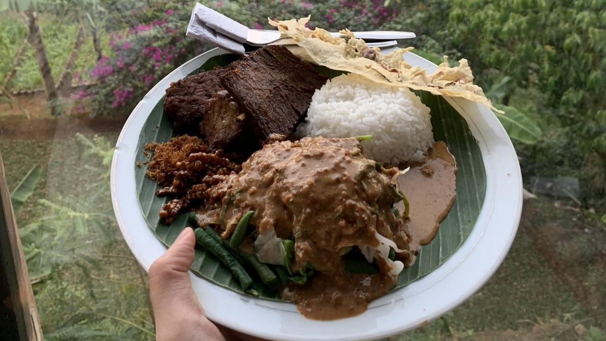 Rahasia Kota Gadis, Ini 6 Kuliner Madiun yang Bikin Wisatawan Asing Ketagihan